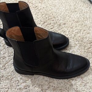 Womens Black Leather Chelsea Boots